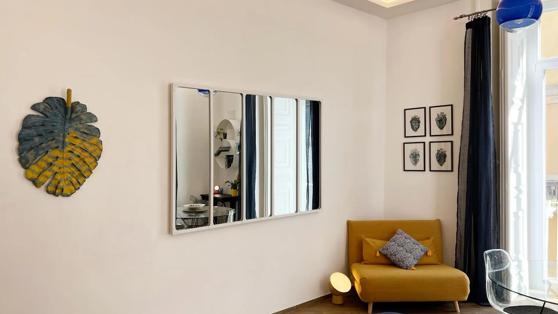 La Casa Blu a Toledo di Alberto Napoli 0*,